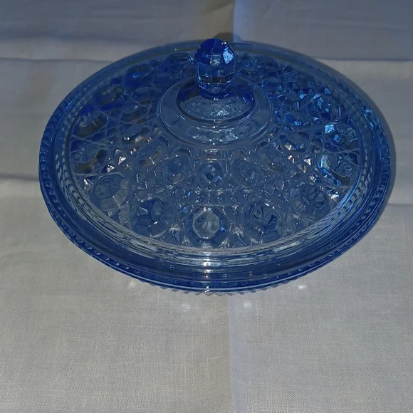 Vintage Federal Glass Windsor Button & Cane candy dish with lid - Picture 5 of 6